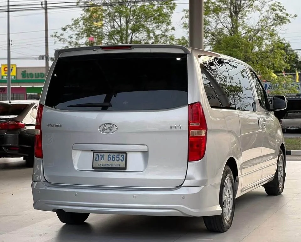 2010 Hyundai H-1 II 3