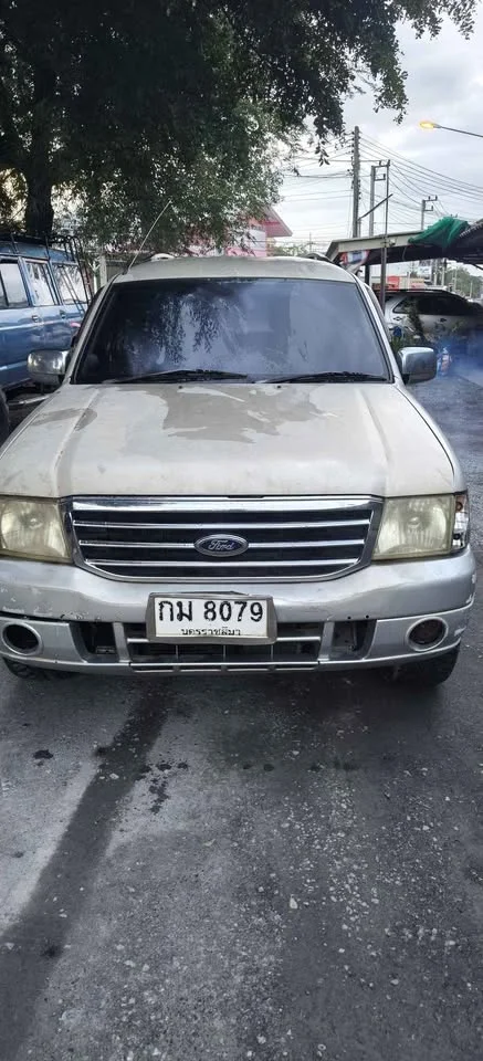 2004 Ford Everest I 2