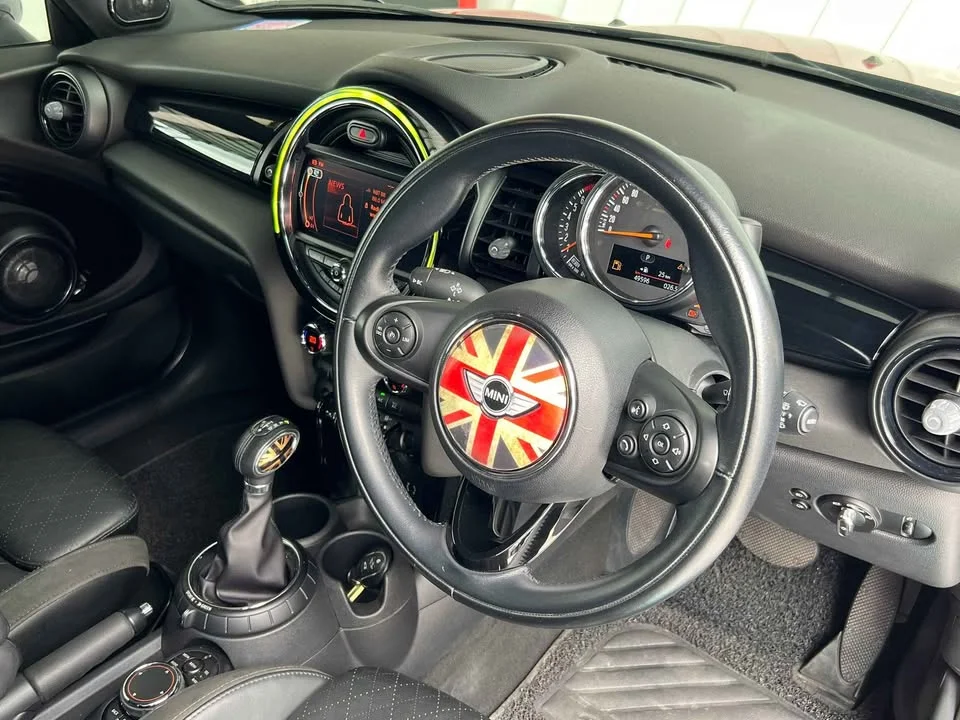 2015 Mini Hatch  III 3