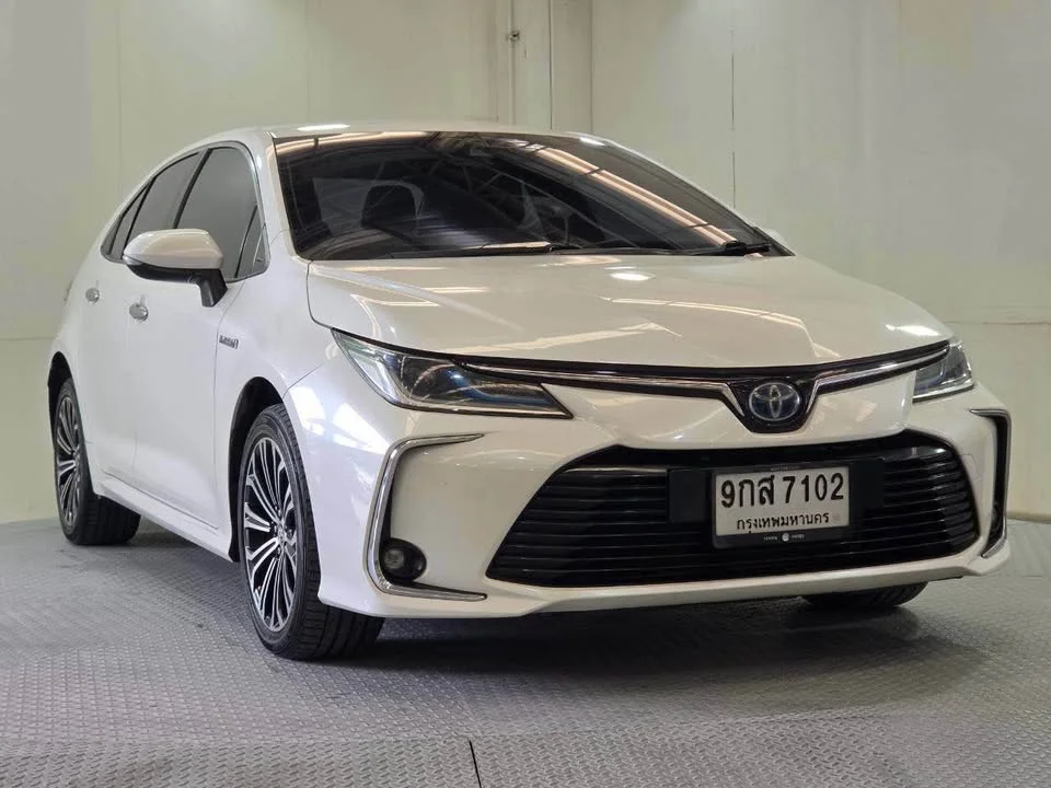 2019 Toyota Corolla Altis XII (E210) 3