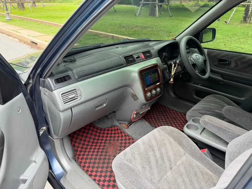 2000 Honda CR-V I 3