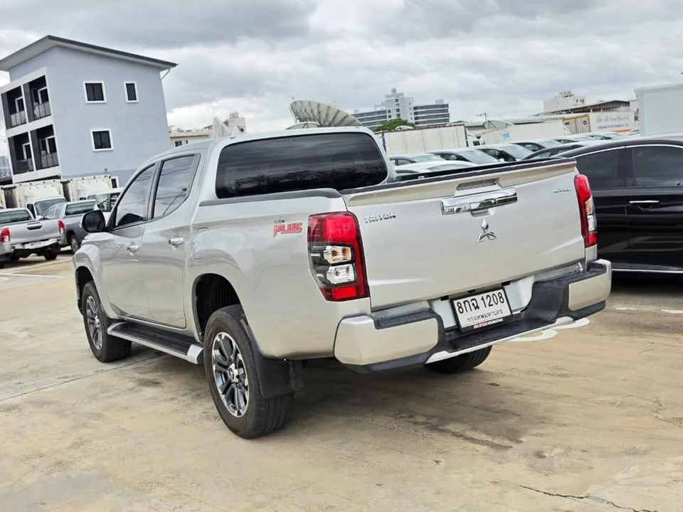 2019 Mitsubishi Triton V 2