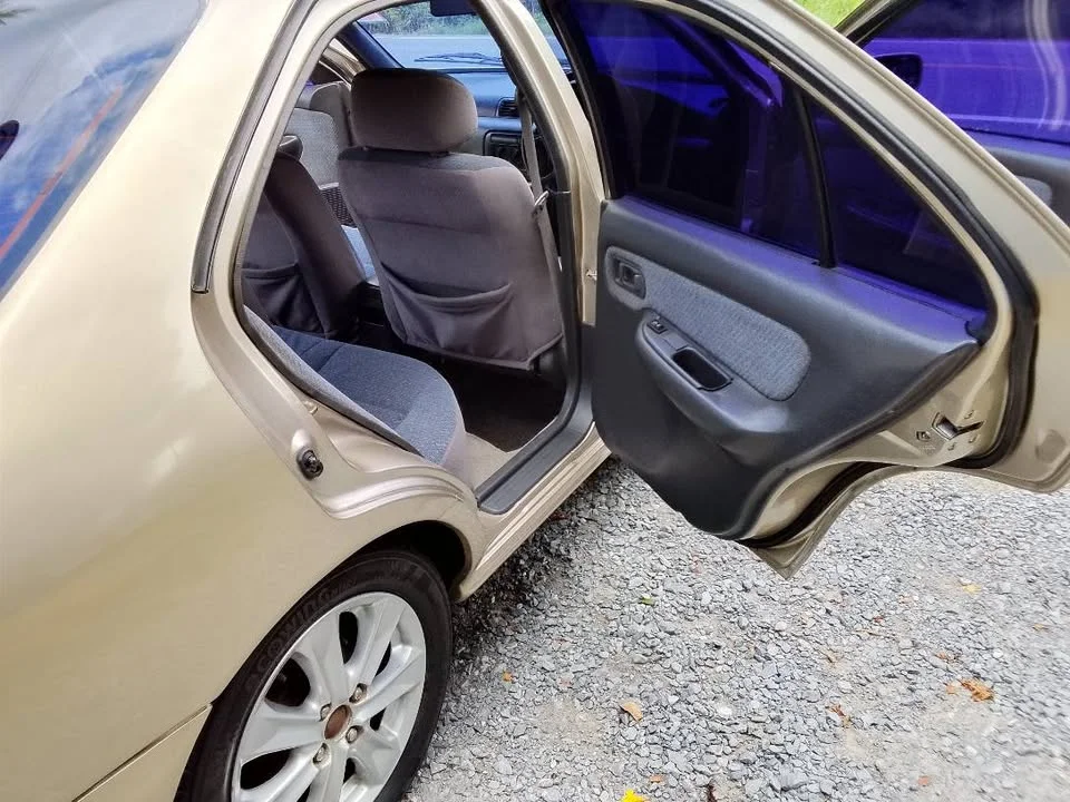 1998 Nissan Sunny IV 3