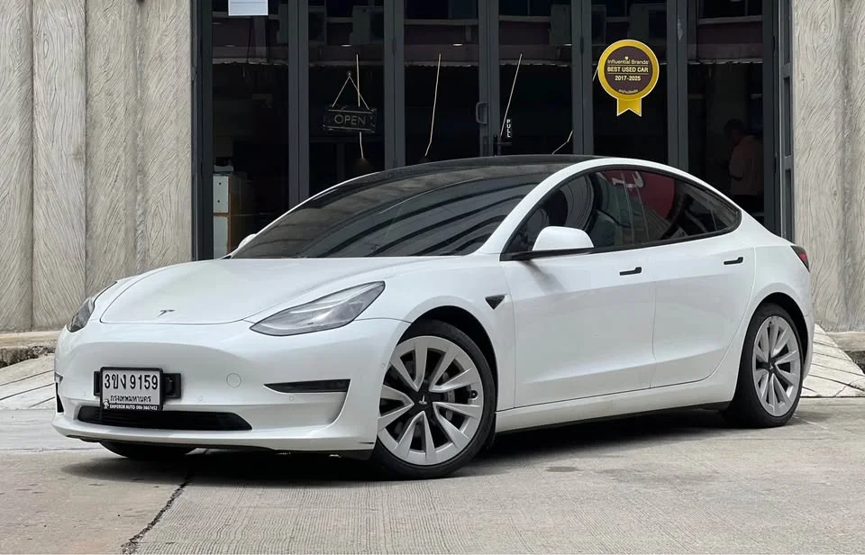 2022 Tesla Model 3 3