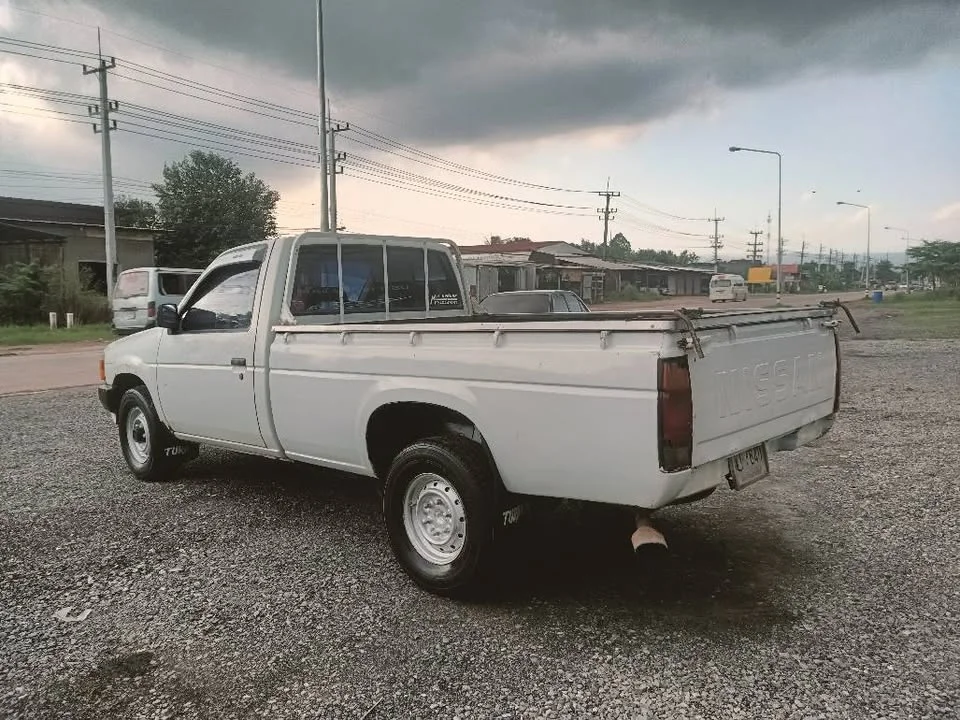 Nissan Big M D21 2