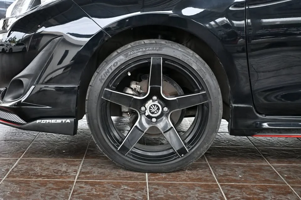 2017 Toyota Yaris ATIV III 2