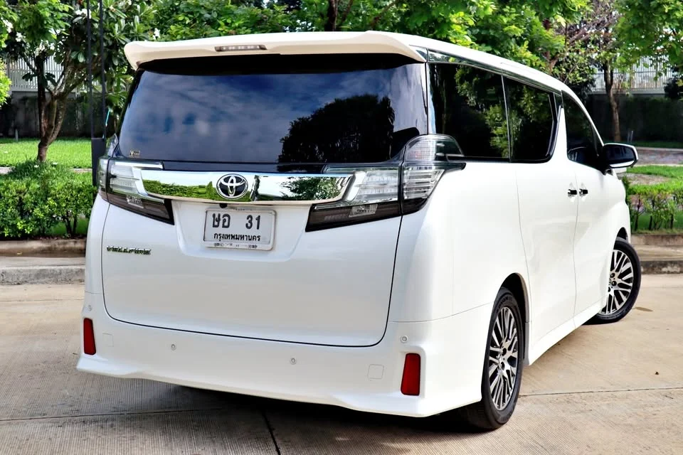2017 Toyota Alphard, Vellfire III (AH30) 3