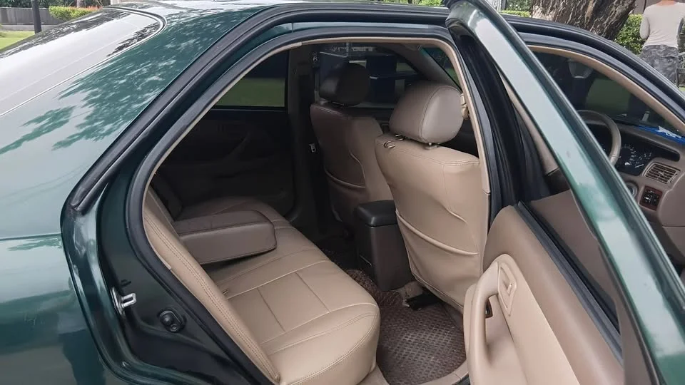 2000 Toyota Camry IV (XV20) 3