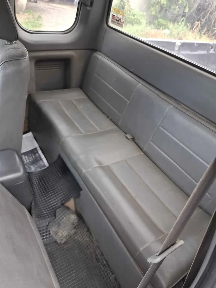 2001 Mazda 2500 Fighter V 2
