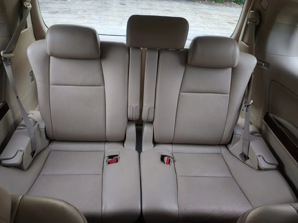 2011 Toyota Alphard, Vellfire II (AH20) 3