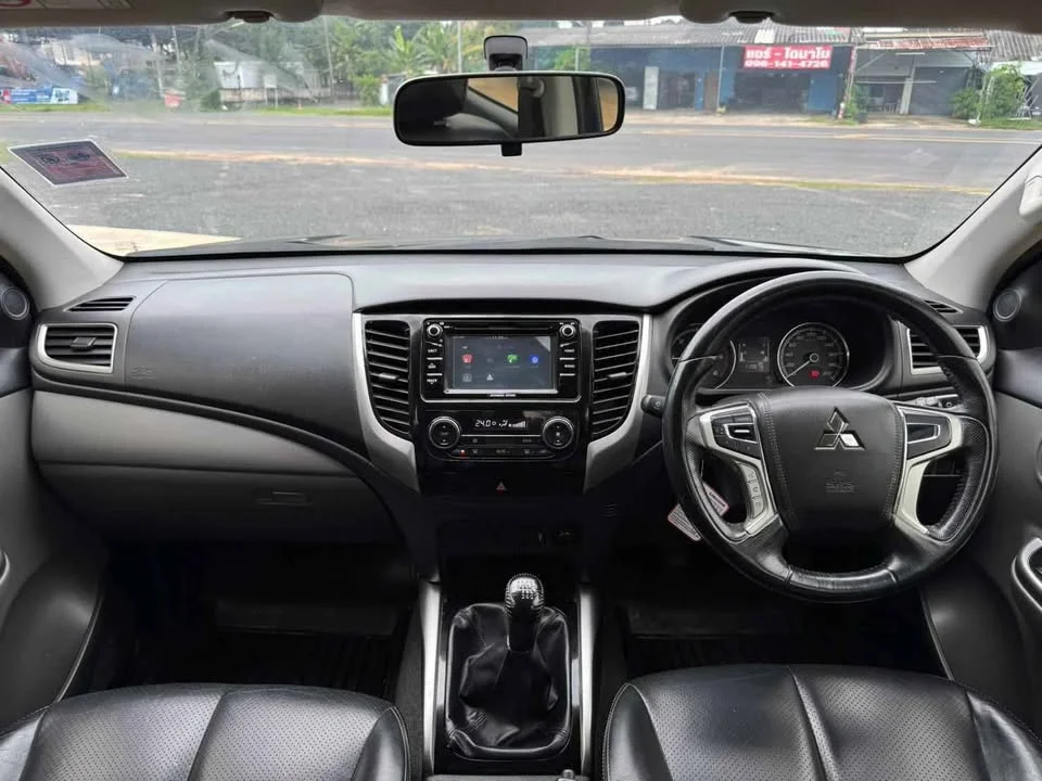 2018 Mitsubishi Triton V 3