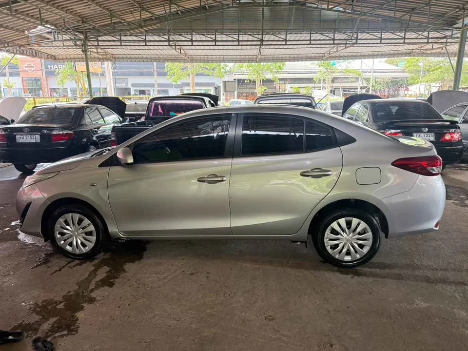 2018 Toyota Yaris ATIV III 3