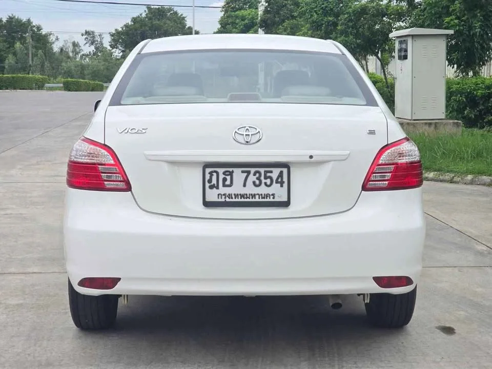 2010 Toyota Vios II 2