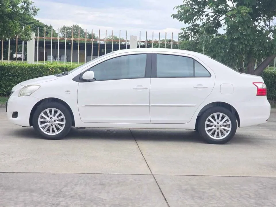 2010 Toyota Vios II 3