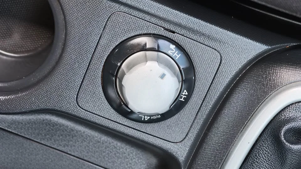 2014 Isuzu D-Max II (RT) 3