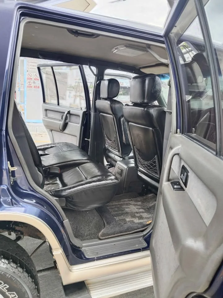 1998 Isuzu Trooper II 3