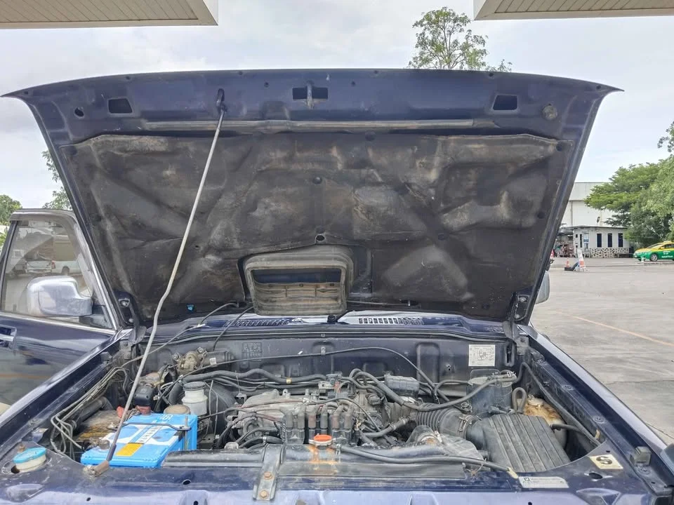 1998 Isuzu Trooper II 2