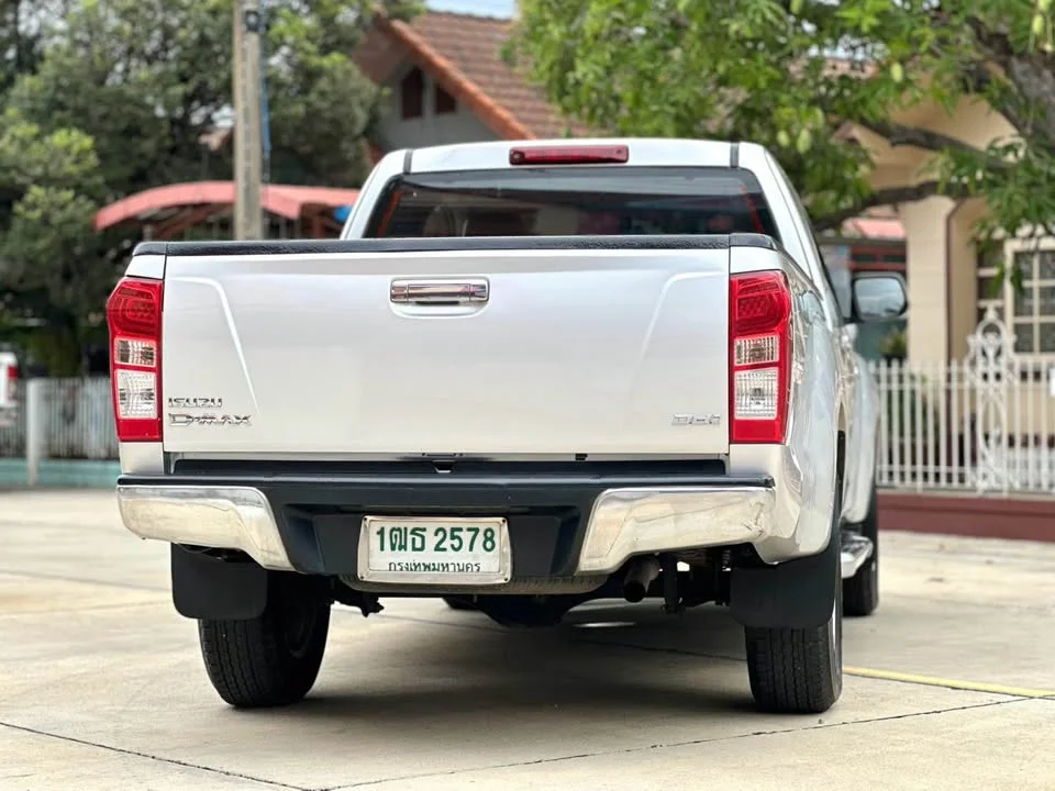 2015 Isuzu D-Max II (RT) 2