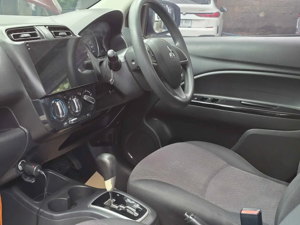 2016 Mitsubishi Mirage VI 3