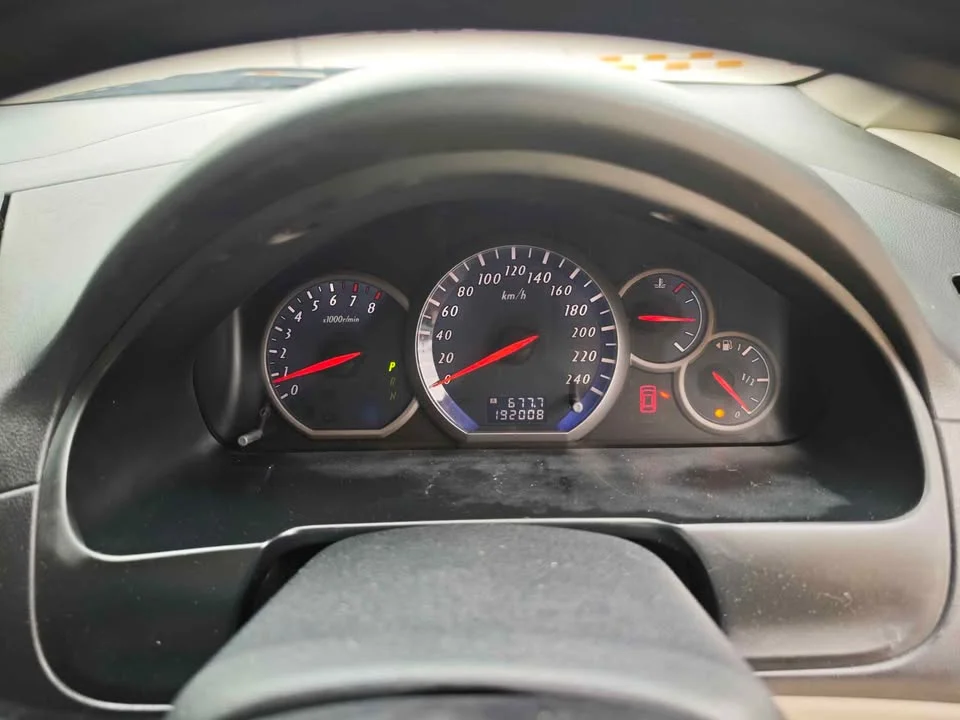 2008 Mitsubishi Space Wagon IV 2