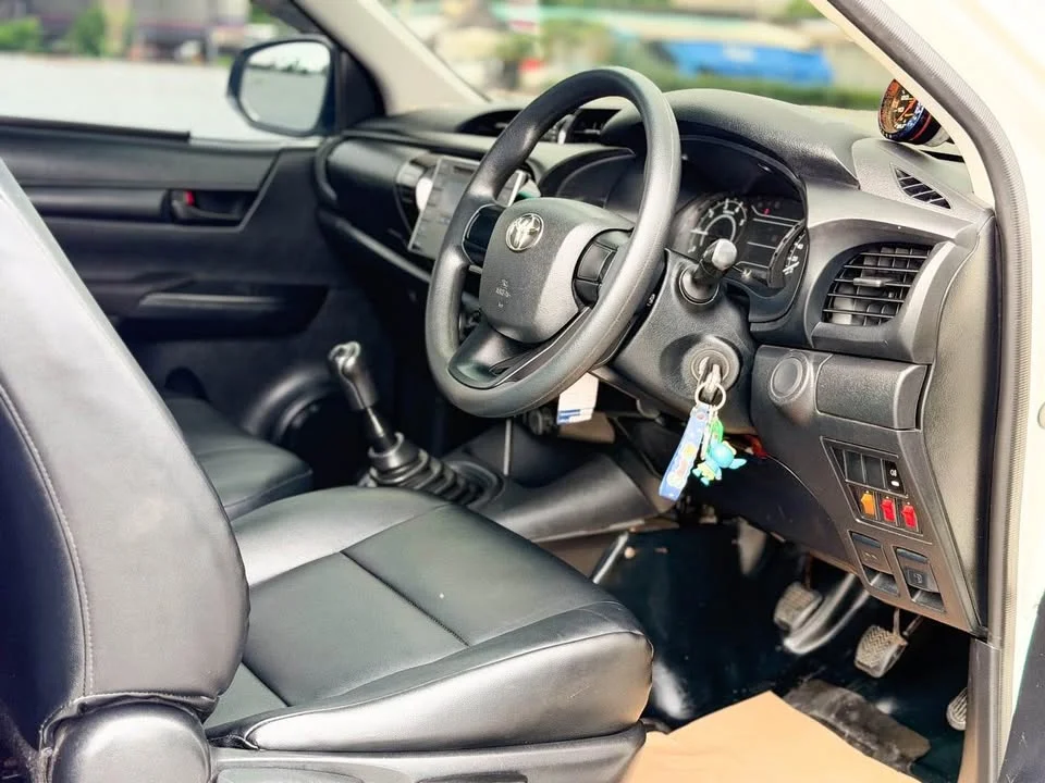 2018 Toyota Hilux VIII 3