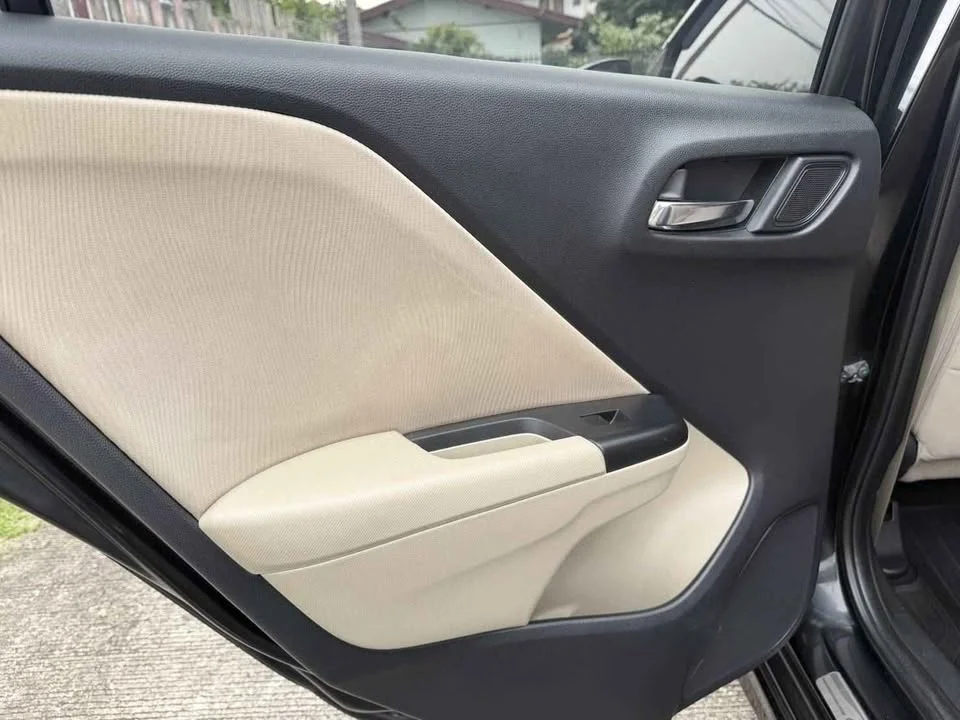 2015 Honda Mobilio II 2