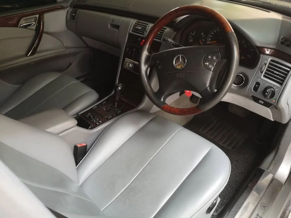 2002 Benz E-Class W210 3