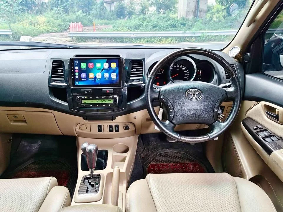 2009 Toyota Fortuner I 3