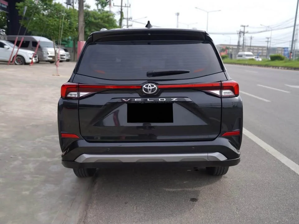 2023 Toyota Veloz III 3