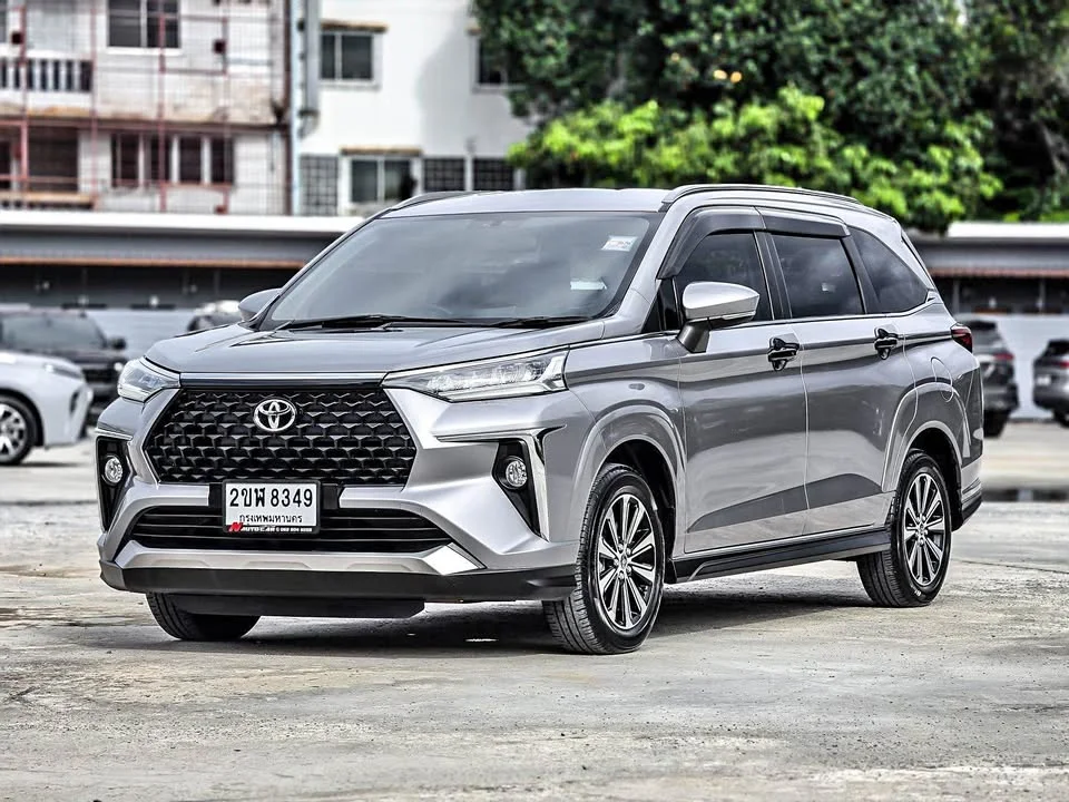 2022 Toyota Veloz III 2