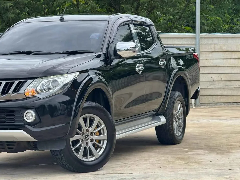 2018 Mitsubishi Triton V 3