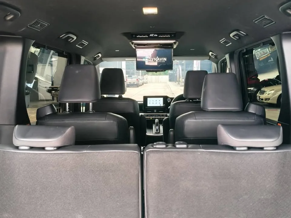 2024 Toyota Voxy IV 2