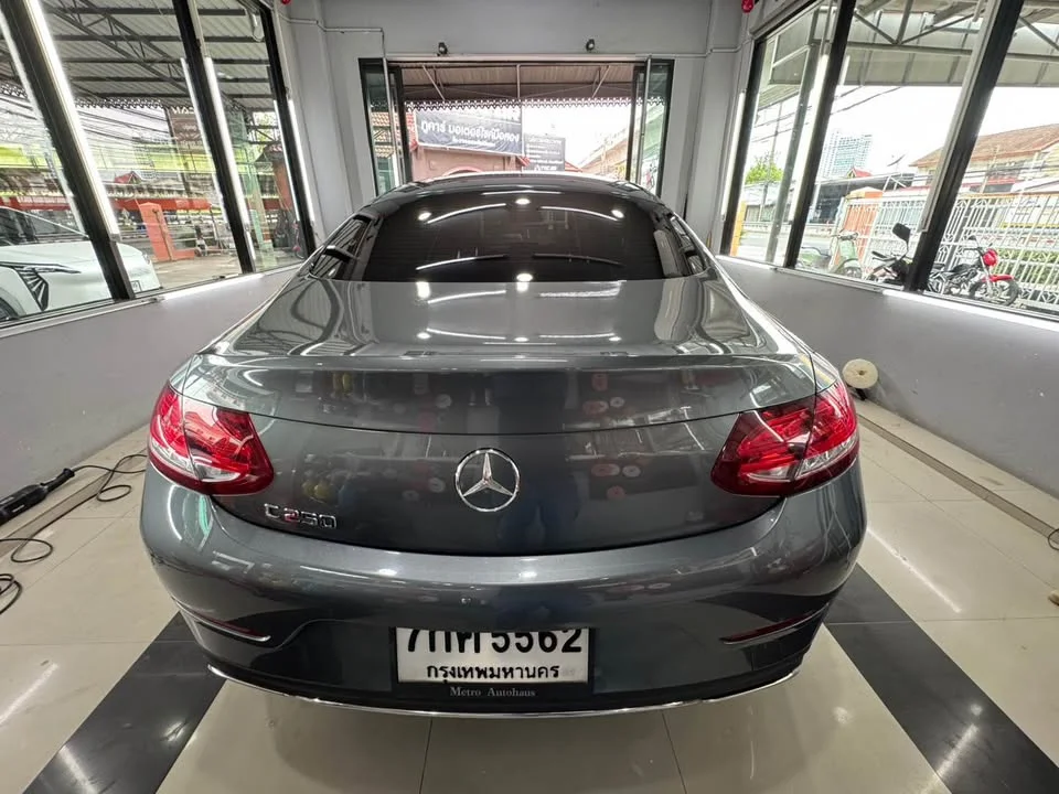 2017 Benz C-Class C205 3