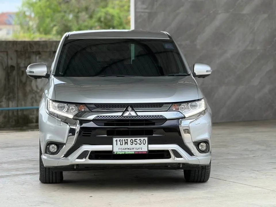2021 Mitsubishi Outlander III 3