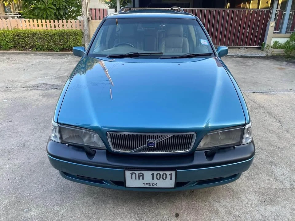 2004 Volvo V70 I 2