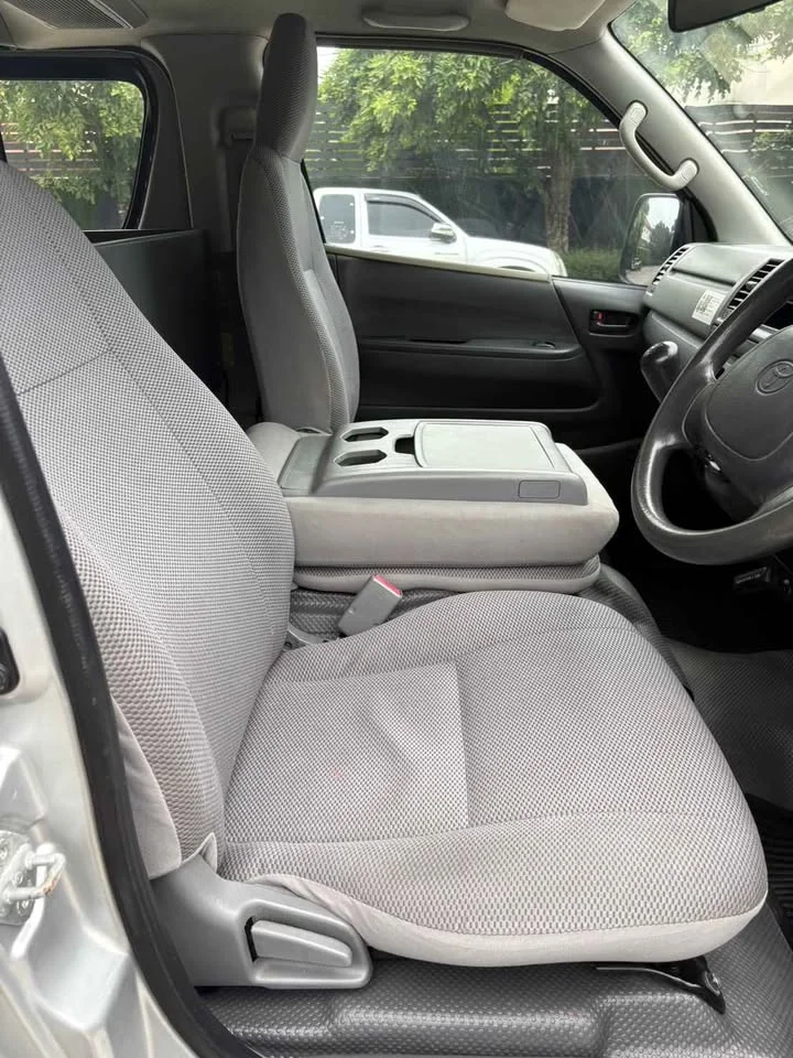 2008 Toyota HiAce V (H200) 2