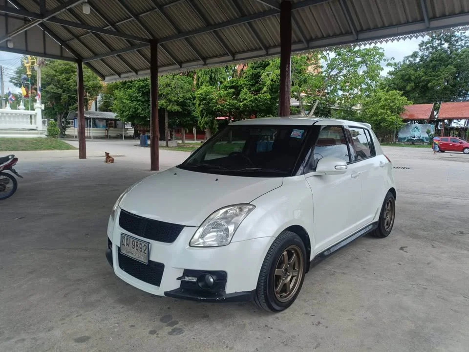 2010 Suzuki Swift I 2