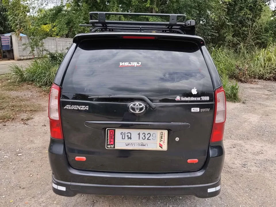 2005 Toyota Avanza I 3