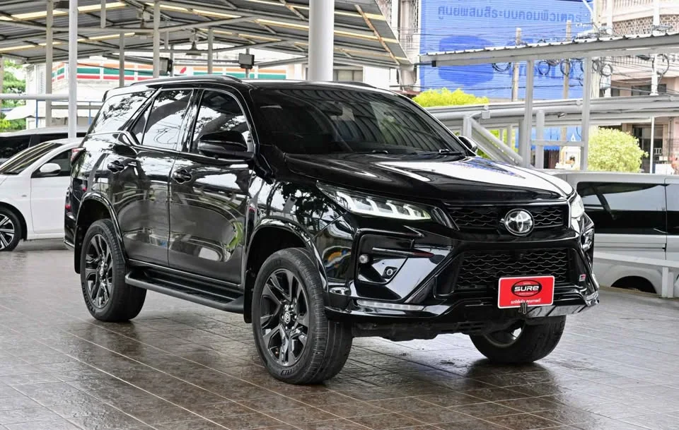 2021 Toyota Fortuner II 2