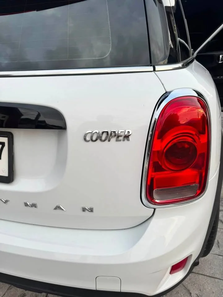 2017 Mini Hatch  III 3