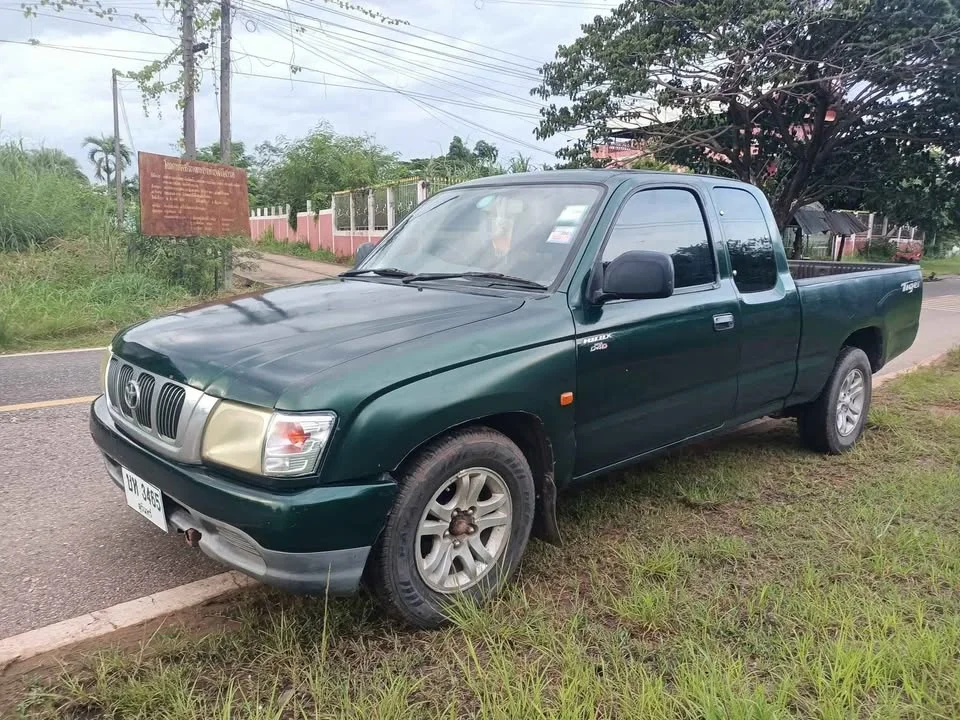2027 Toyota Hilux Tiger VI 3