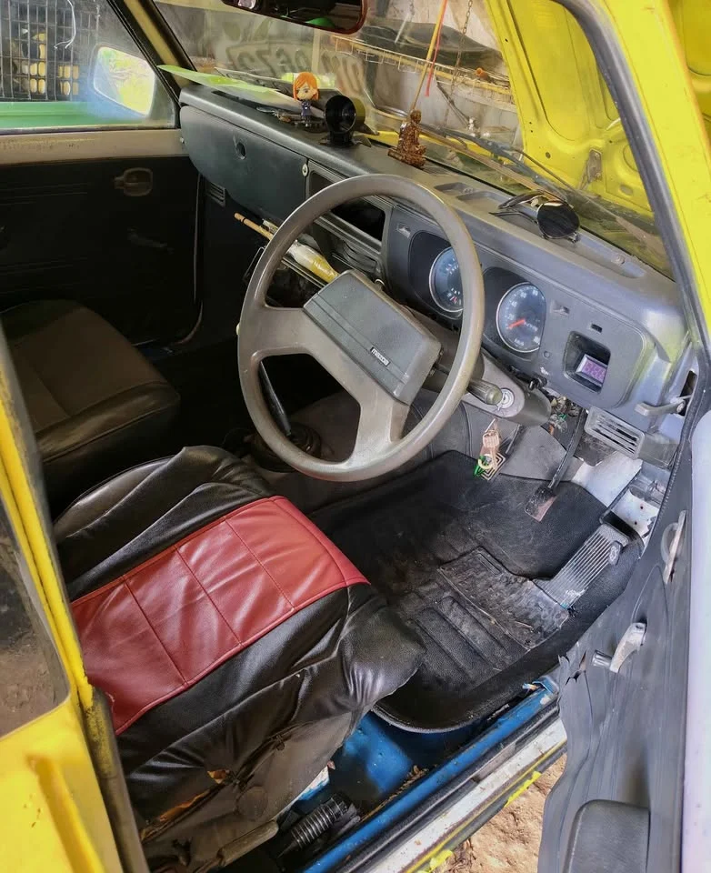 1990 Mazda B-series (Familia) III 3