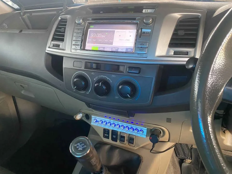 2013 Toyota Hilux VII 2