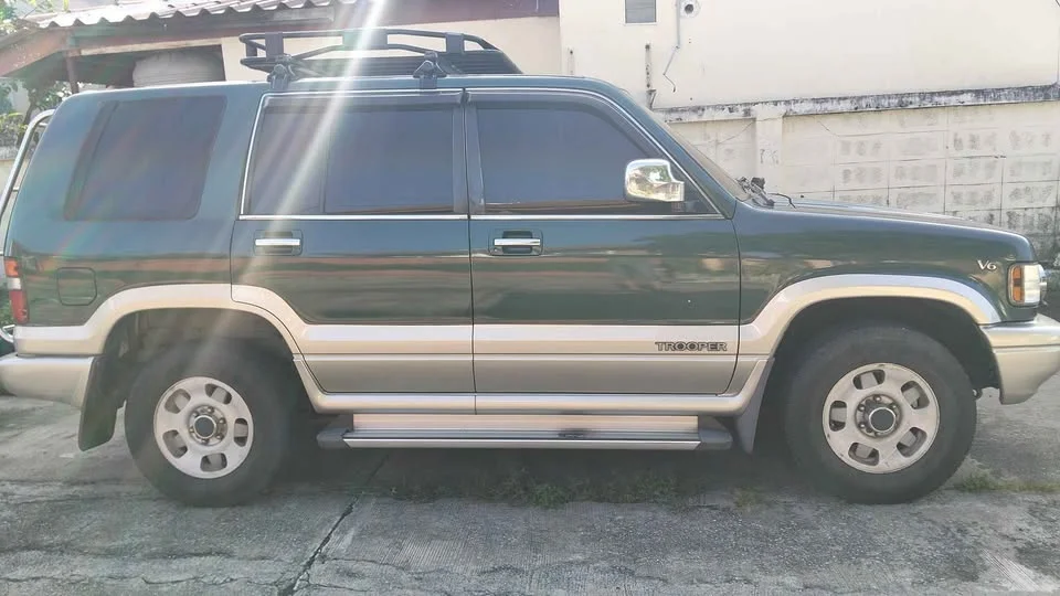 1997 Isuzu Trooper II 2