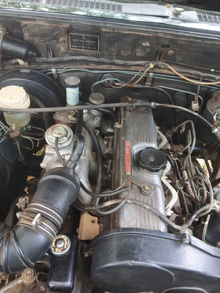 1994 Mitsubishi Triton II 3