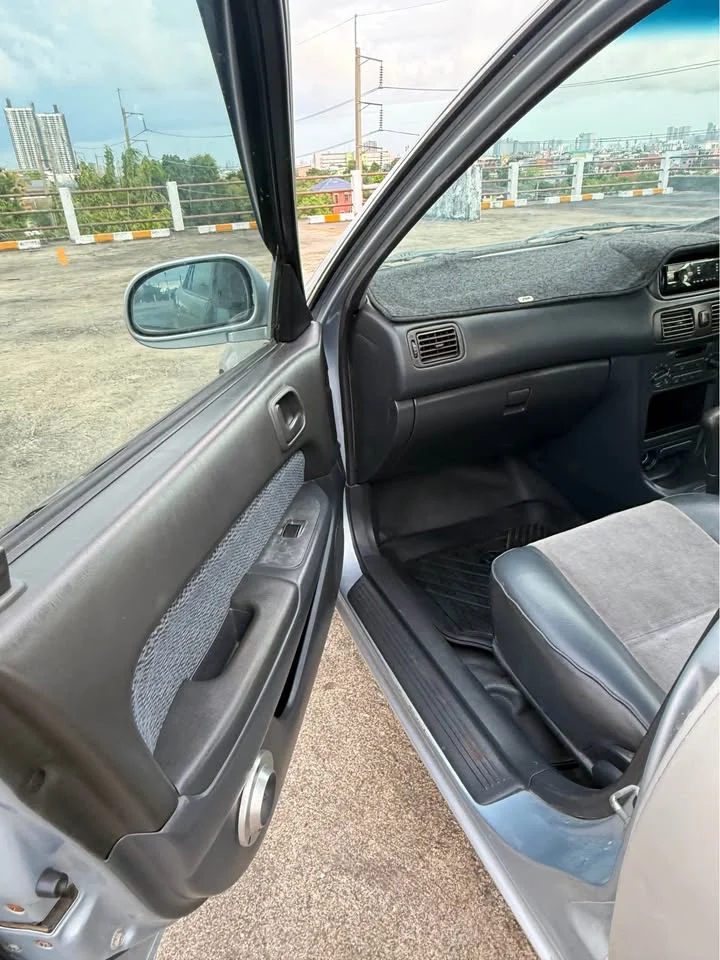 2000 Toyota Corolla Altis VIII (E110) 2