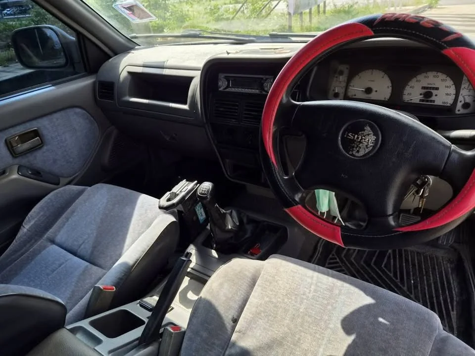 2001 Isuzu Faster Dragon Eyes III 3