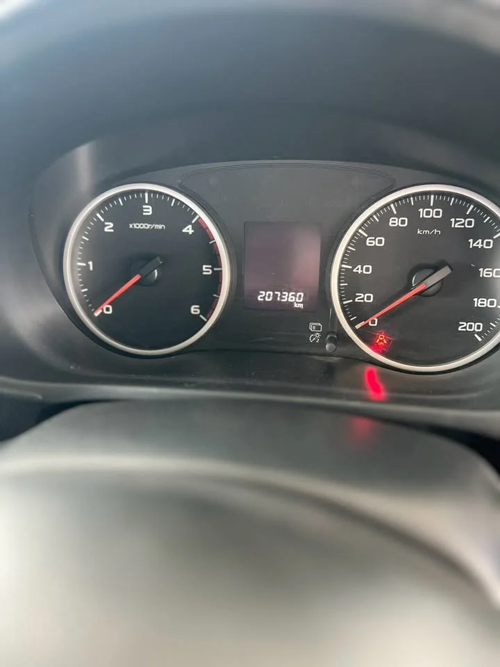 2016 Mitsubishi Triton V 3