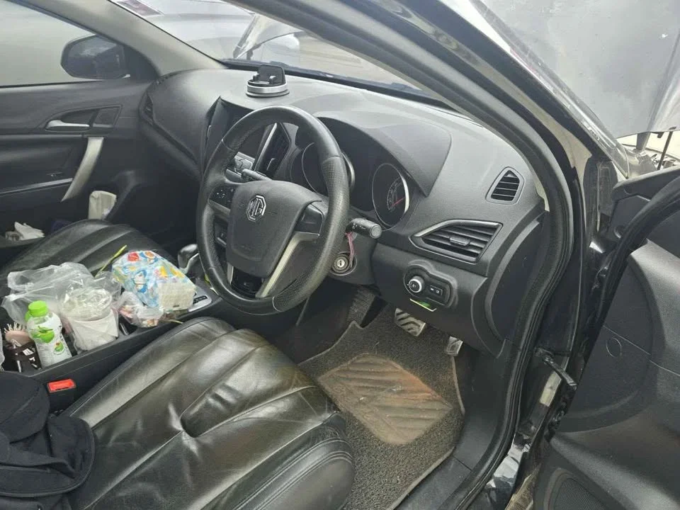 2017 MG 5 I  3
