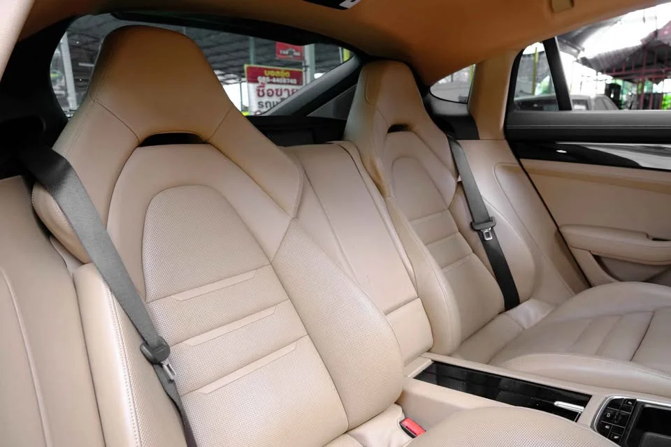 2017 Porsche Panamera II 3